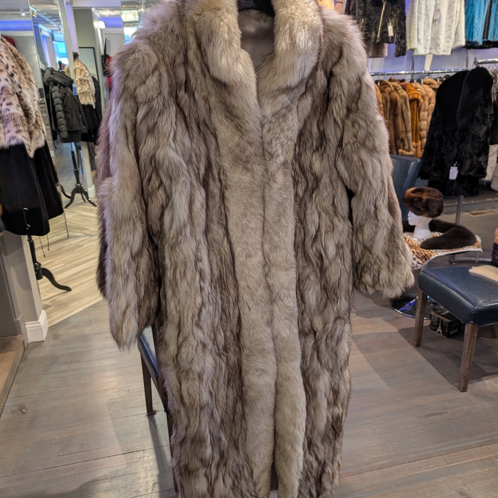 Luxurious Fur Coat in Natural Tones